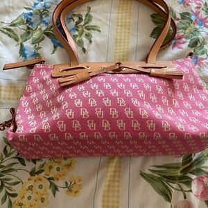 Dooney & Bourke Hans bag Brand New
